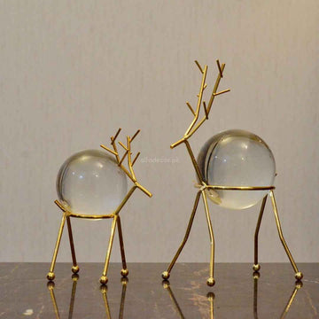 Golden Antlers: Reindeer Art Set