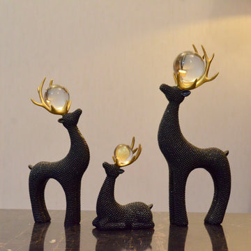 Black Crystal Reindeer Figurines – Premium Textured Finish (Set of 3)