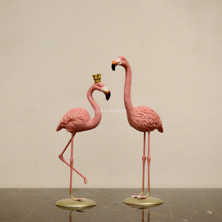 Royal Flamingos with Golden Crown set
