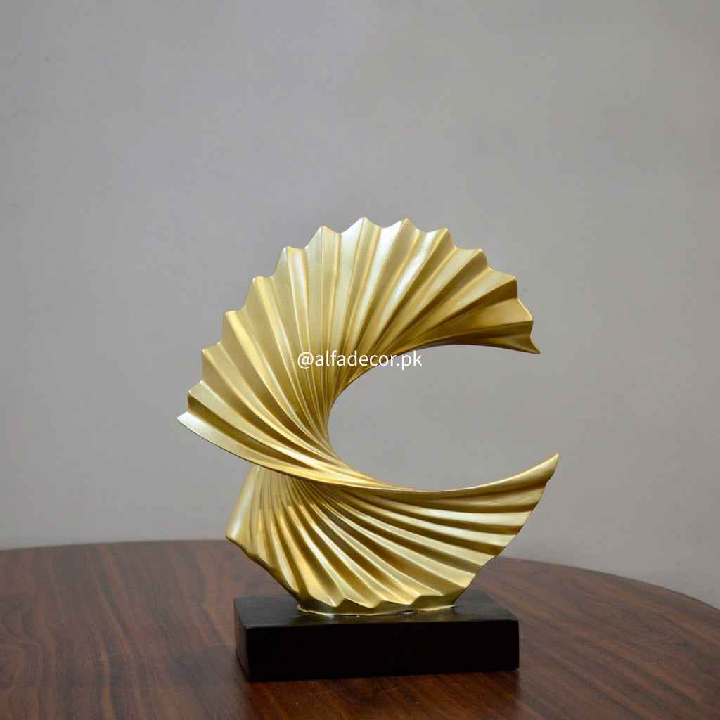 Stunning Shell Ornament